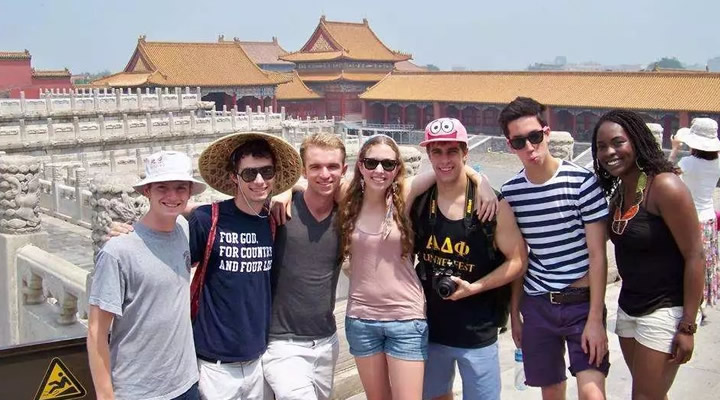 故宫&珍宝馆半日游外宾英文团